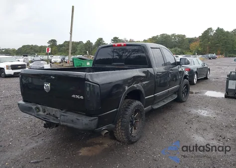 2004 Dodge Ram 1500 Slt/Laramie z USA, uszkodzony, nr VIN 1D7HU18D74J261359